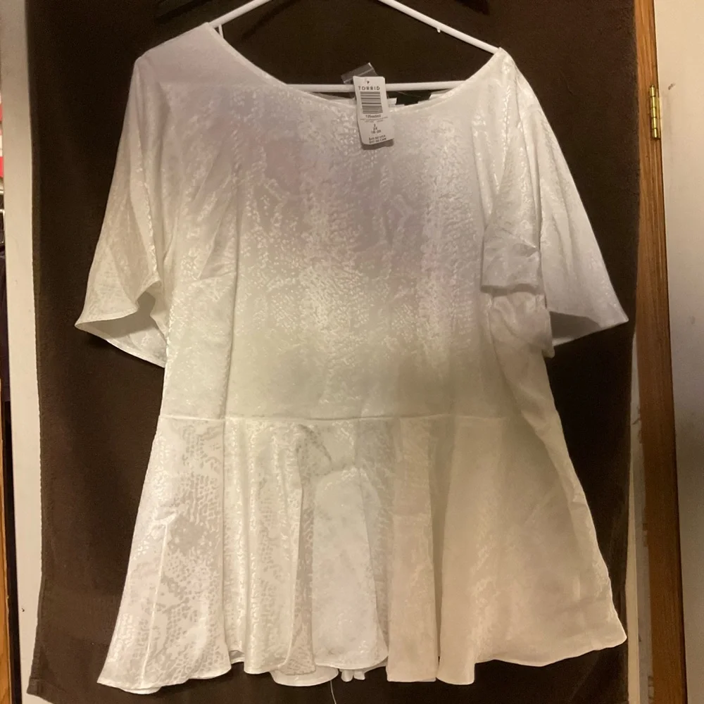 Torrid blouse - Picture 1 of 3